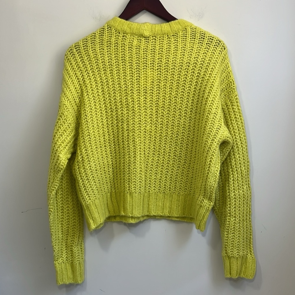 American Eagle Women’s Cropped Chunky Knit Sweater Size XS - Picture 4 of 8